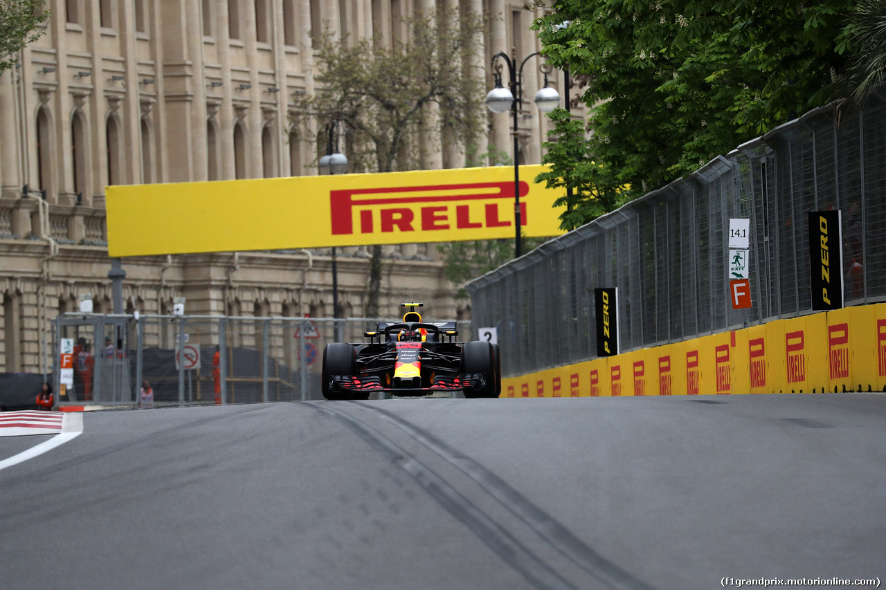 GP AZERBAIJAN, 27.04.2018 - Prove Libere 2, Max Verstappen (NED) Red Bull Racing RB14