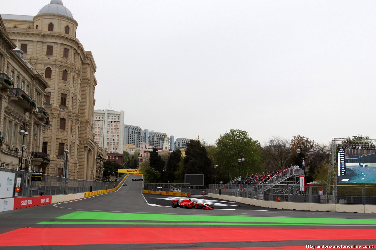 GP AZERBAIJAN, 27.04.2018 - Prove Libere 2, Sebastian Vettel (GER) Ferrari SF71H