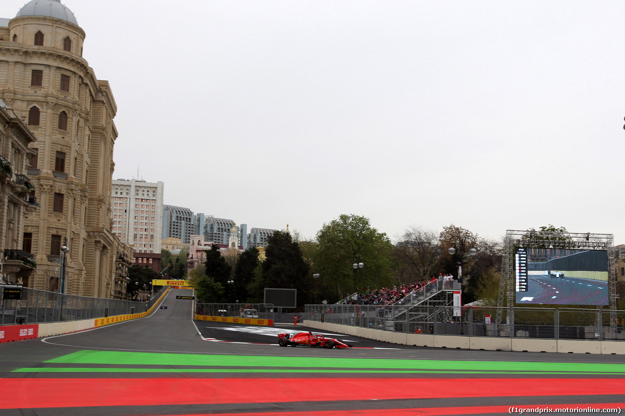 GP AZERBAIJAN, 27.04.2018 - Prove Libere 2, Sebastian Vettel (GER) Ferrari SF71H