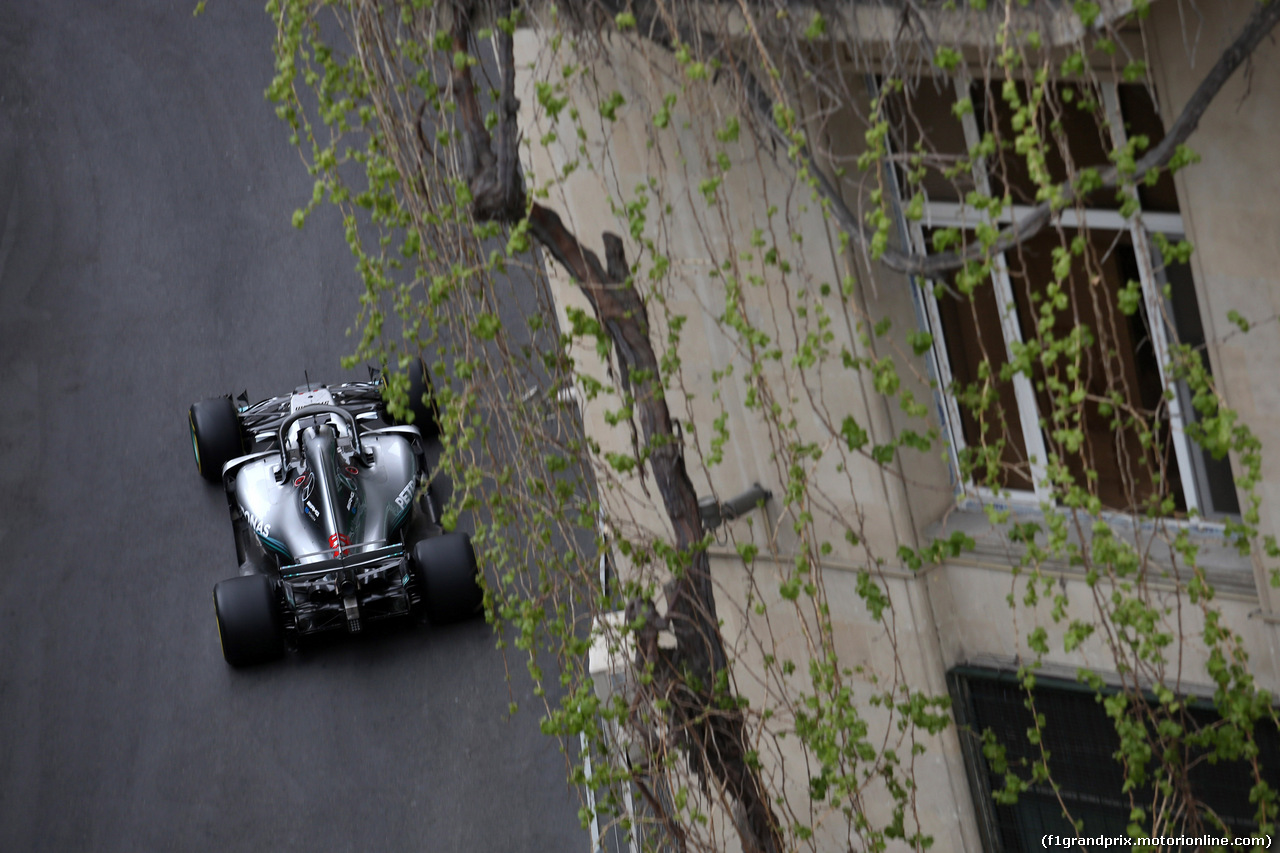 GP AZERBAIJAN, 27.04.2018 - Prove Libere 2, Lewis Hamilton (GBR) Mercedes AMG F1 W09