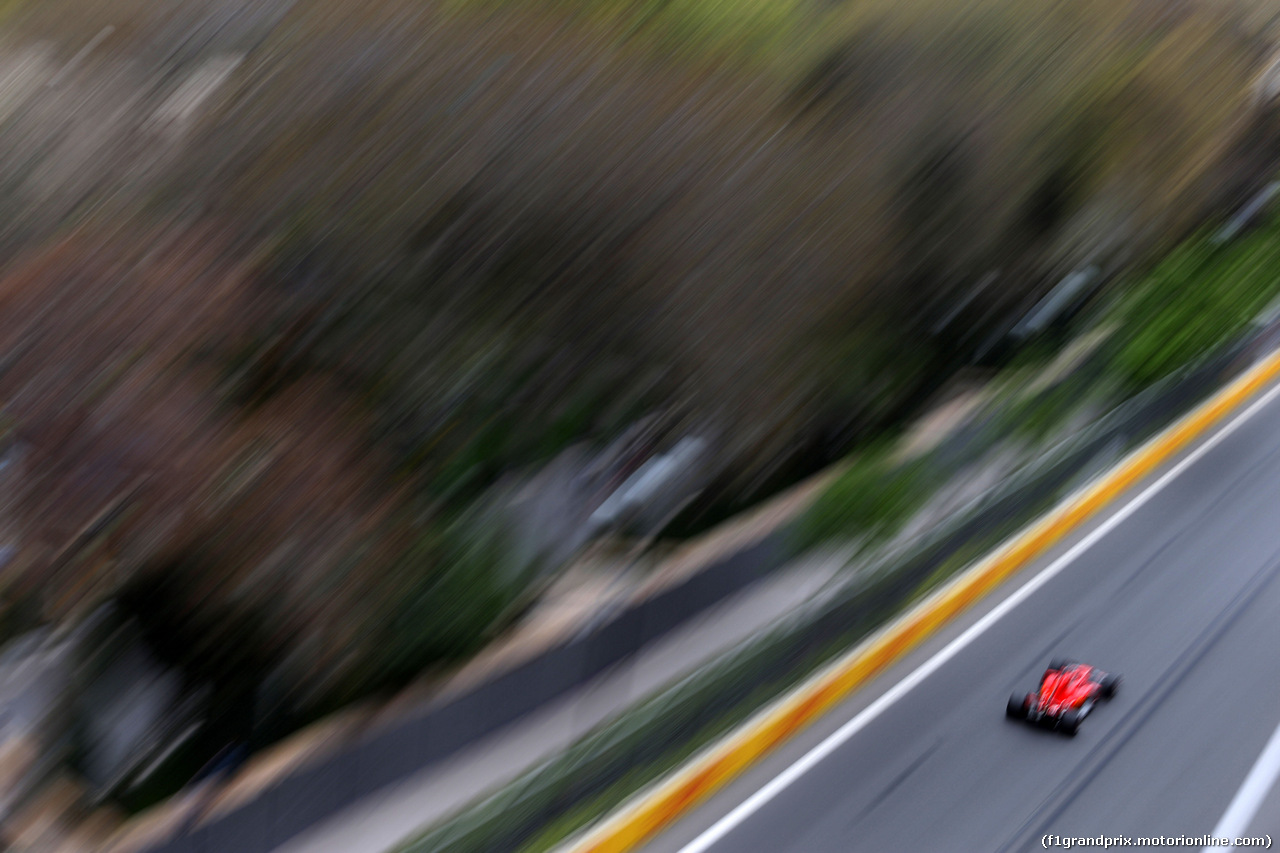 GP AZERBAIJAN, 27.04.2018 - Prove Libere 2, Sebastian Vettel (GER) Ferrari SF71H