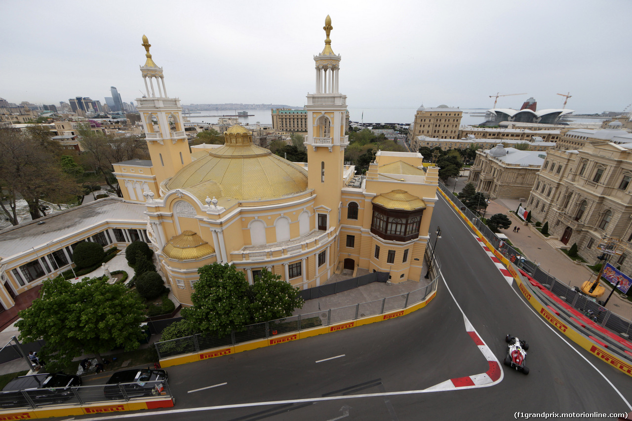 GP AZERBAIJAN, 27.04.2018 - Prove Libere 2, Charles Leclerc (MON) Sauber C37