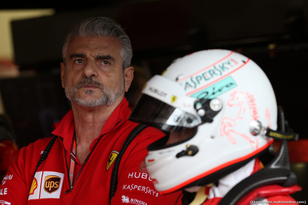 GP AZERBAIJAN, 27.04.2018 - Prove Libere 2, Maurizio Arrivabene (ITA) Ferrari Team Principal e Sebastian Vettel (GER) Ferrari SF71H