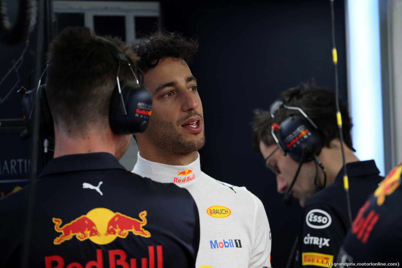 GP AZERBAIJAN, 27.04.2018 - Prove Libere 2, Daniel Ricciardo (AUS) Red Bull Racing RB14