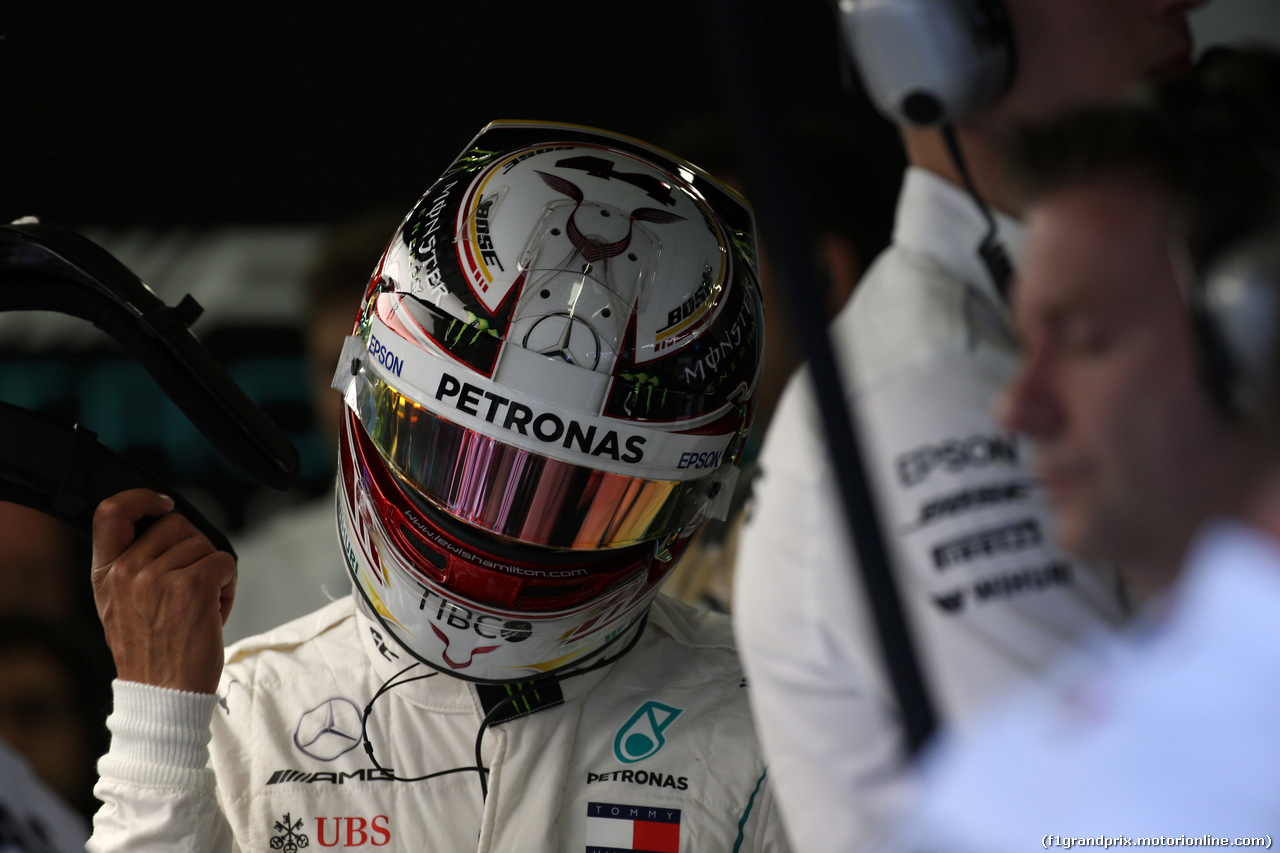 GP AZERBAIJAN, 27.04.2018 - Prove Libere 2, Lewis Hamilton (GBR) Mercedes AMG F1 W09