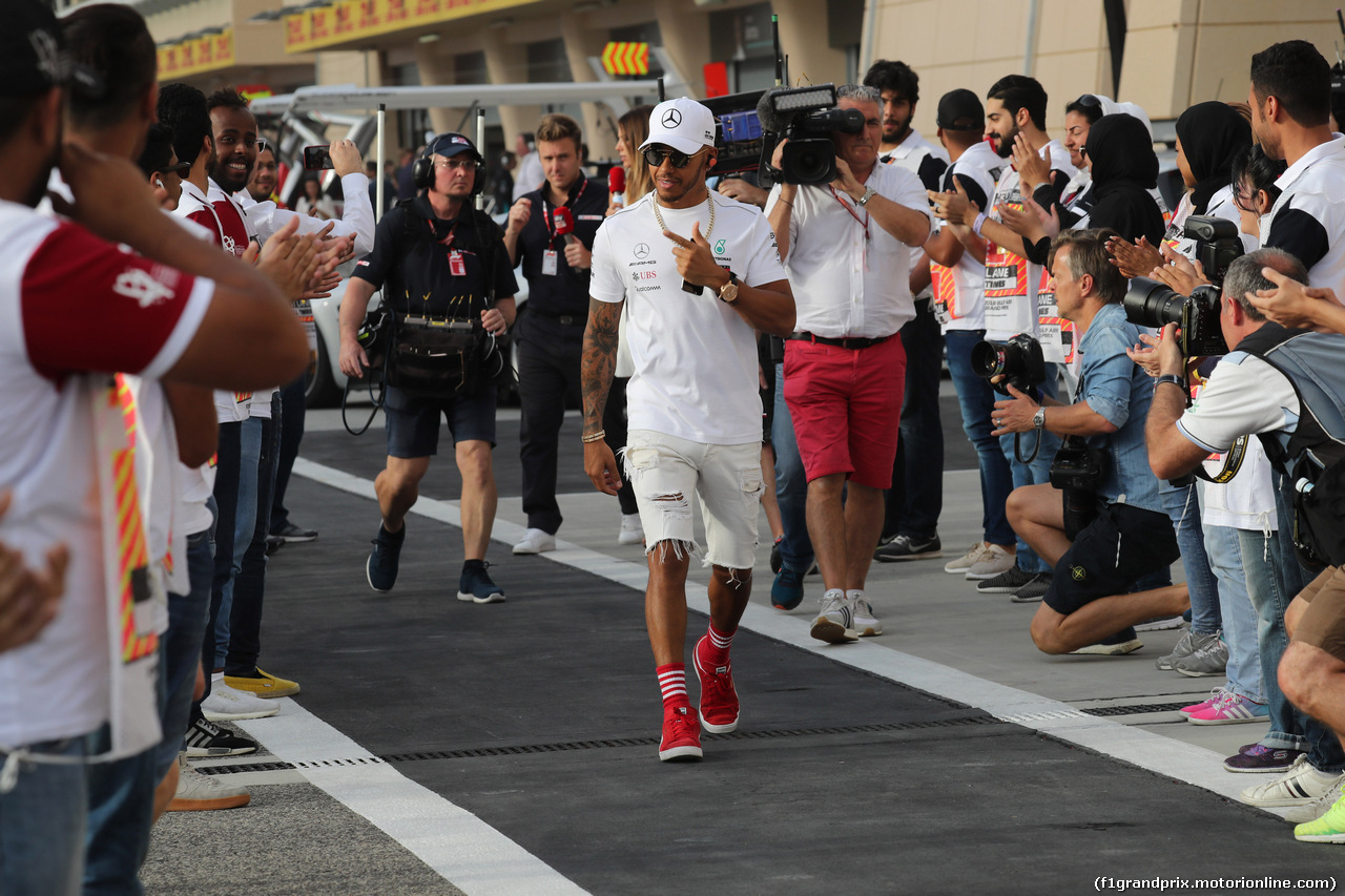 GP BAHRAIN, 08.04.2018 - Lewis Hamilton (GBR) Mercedes AMG F1 W09