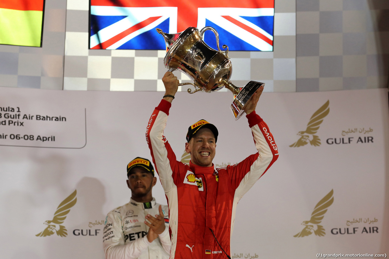 GP BAHRAIN, 08.04.2018 - Gara, Sebastian Vettel (GER) Ferrari SF71H vincitore e 3rd place Lewis Hamilton (GBR) Mercedes AMG F1 W09