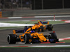 GP BAHRAIN, 08.04.2018 - Gara, Fernando Alonso (ESP) McLaren MCL33 davanti a Stoffel Vandoorne (BEL) McLaren MCL33
