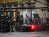 GP BAHRAIN, 08.04.2018 - Gara, Pit stop, Kevin Magnussen (DEN) Haas F1 Team VF-18