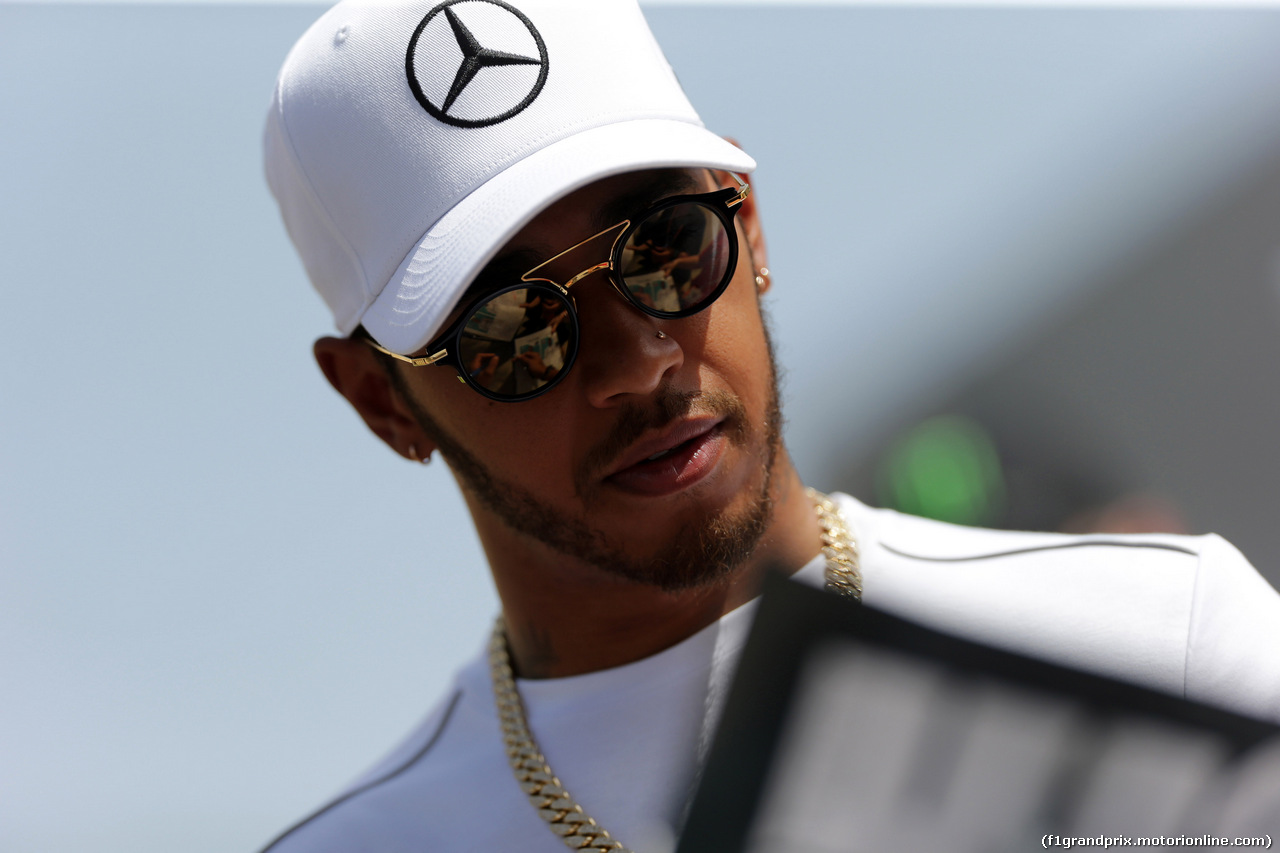 GP BAHRAIN, 07.04.2018 - Lewis Hamilton (GBR) Mercedes AMG F1 W09
