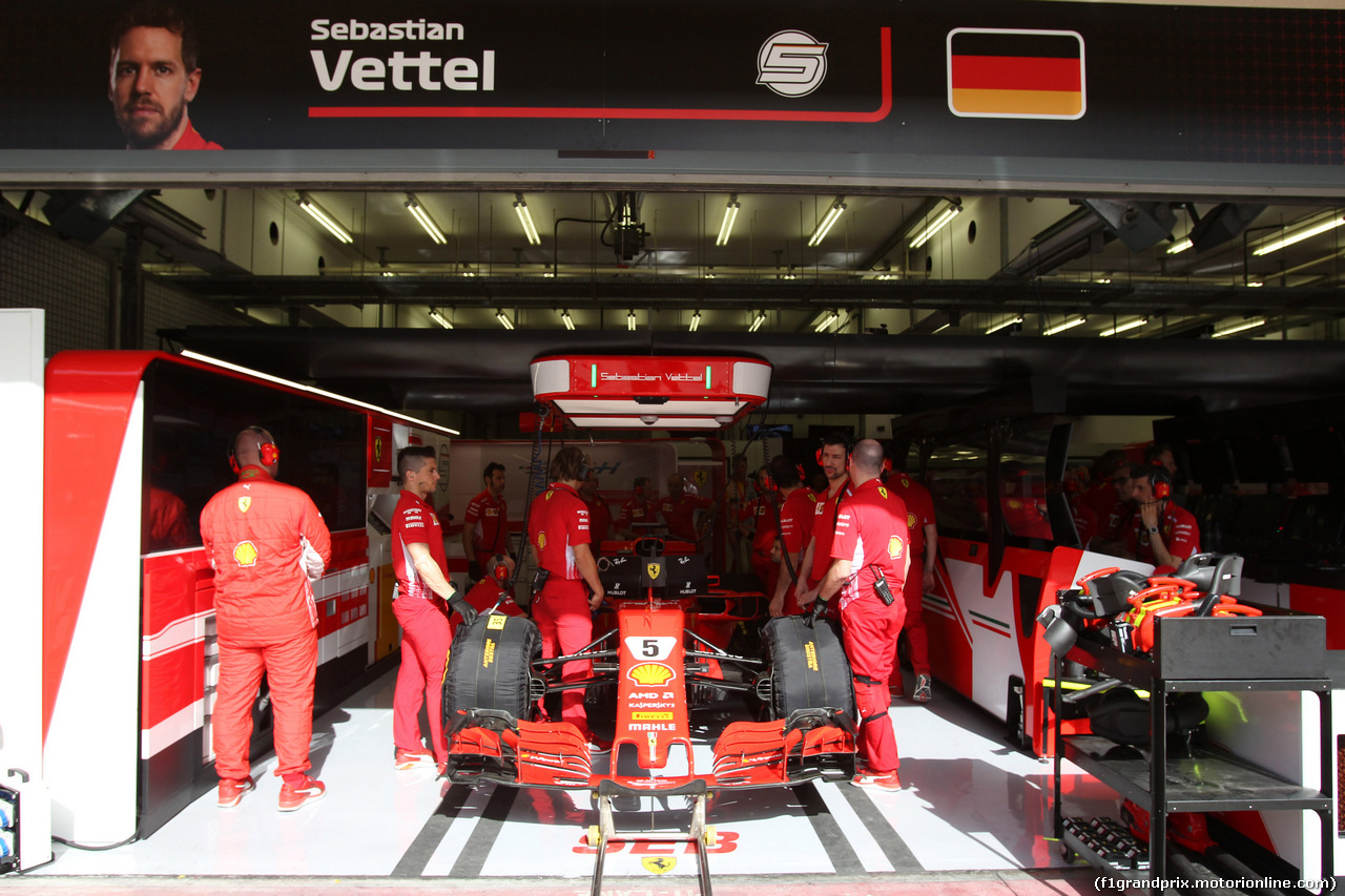 GP BAHRAIN, 07.04.2018 -  Prove Libere 3, Sebastian Vettel (GER) Ferrari SF71H