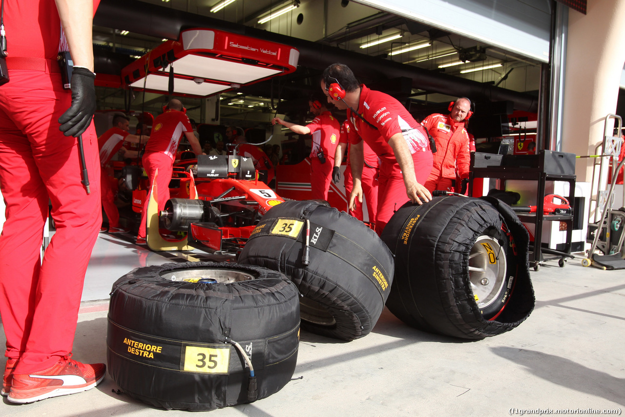 GP BAHRAIN, 07.04.2018 -  Prove Libere 3, Sebastian Vettel (GER) Ferrari SF71H