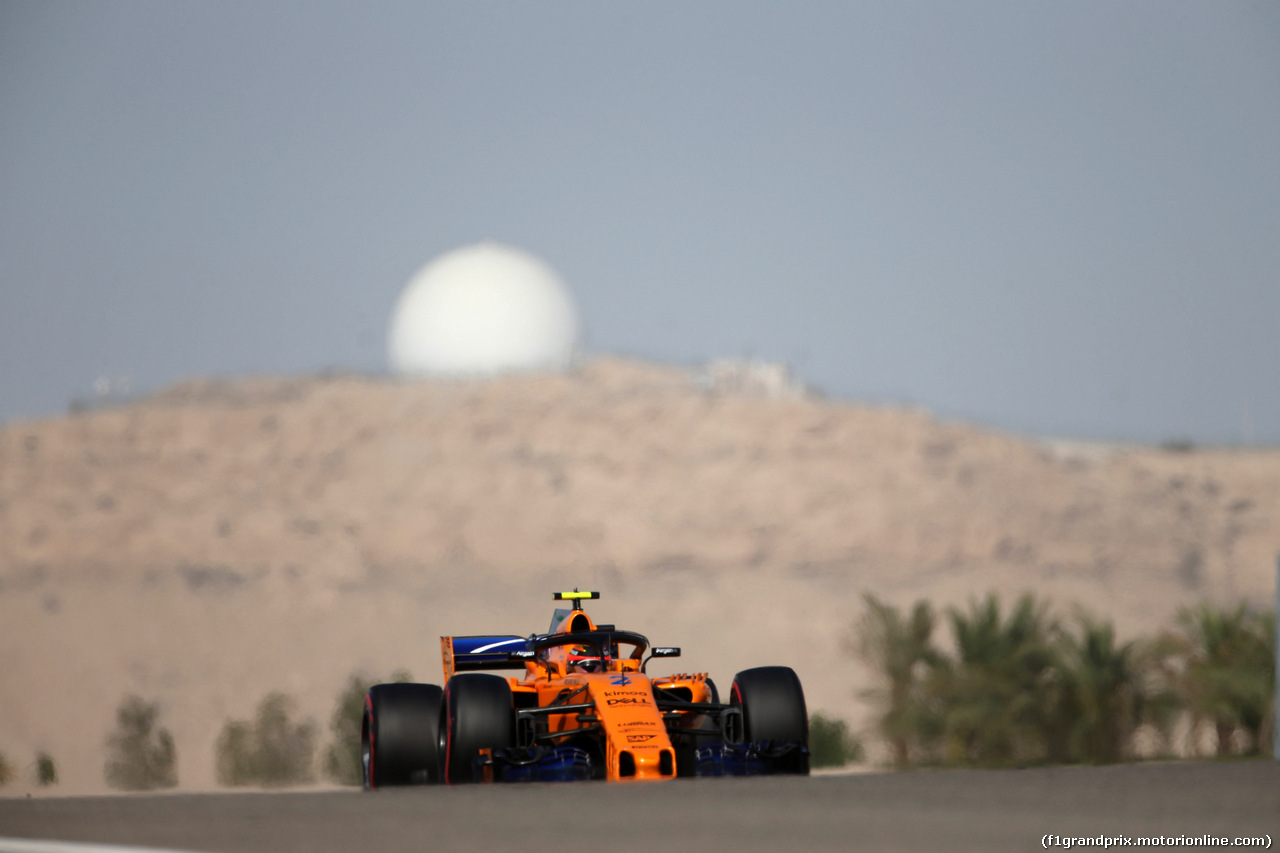 GP BAHRAIN, 07.04.2018 -  Prove Libere 3, Stoffel Vandoorne (BEL) McLaren MCL33