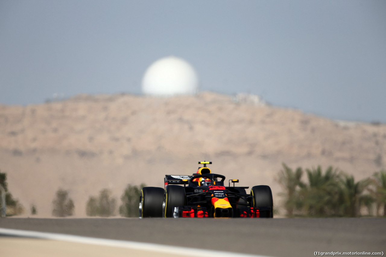 GP BAHRAIN, 07.04.2018 -  Prove Libere 3, Max Verstappen (NED) Red Bull Racing RB14