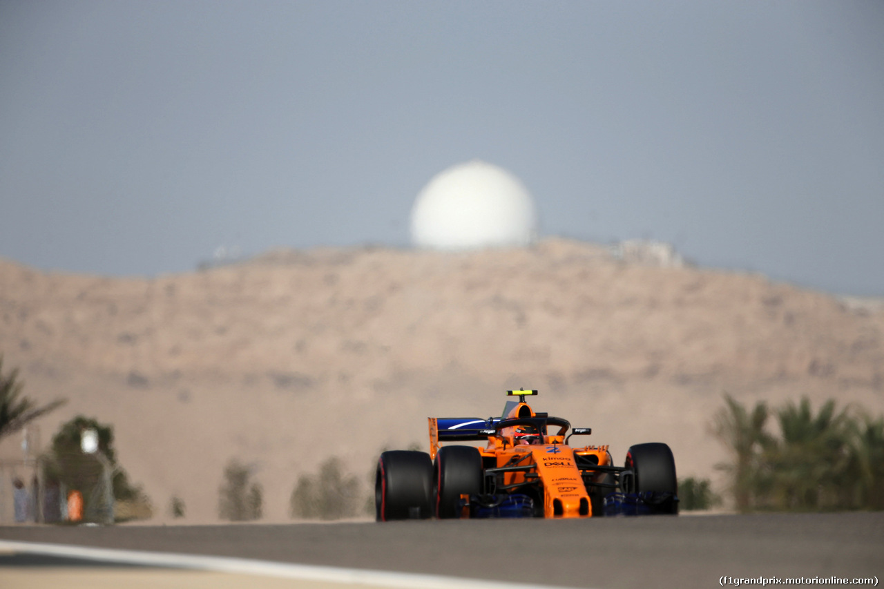 GP BAHRAIN, 07.04.2018 -  Prove Libere 3, Stoffel Vandoorne (BEL) McLaren MCL33