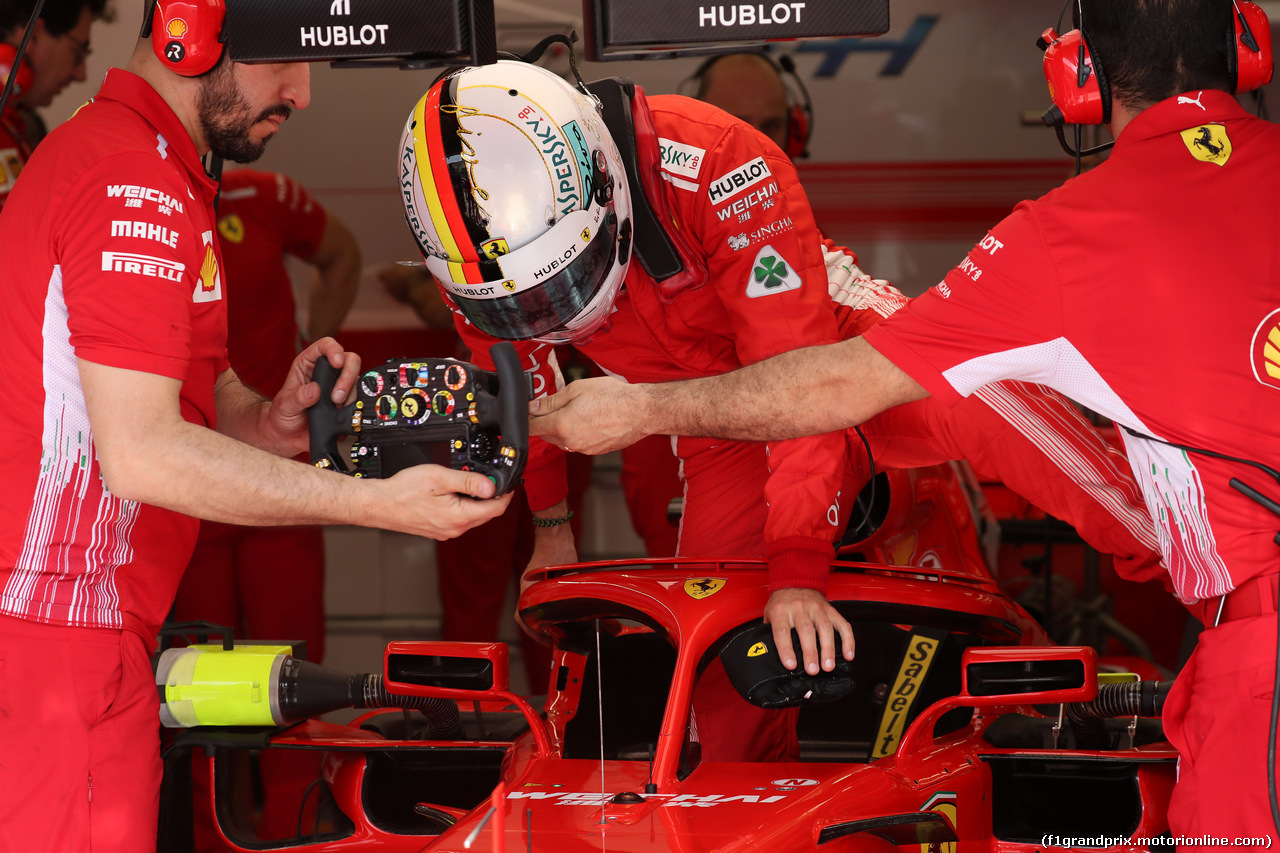 GP BAHRAIN, 07.04.2018 -  Prove Libere 3, Sebastian Vettel (GER) Ferrari SF71H