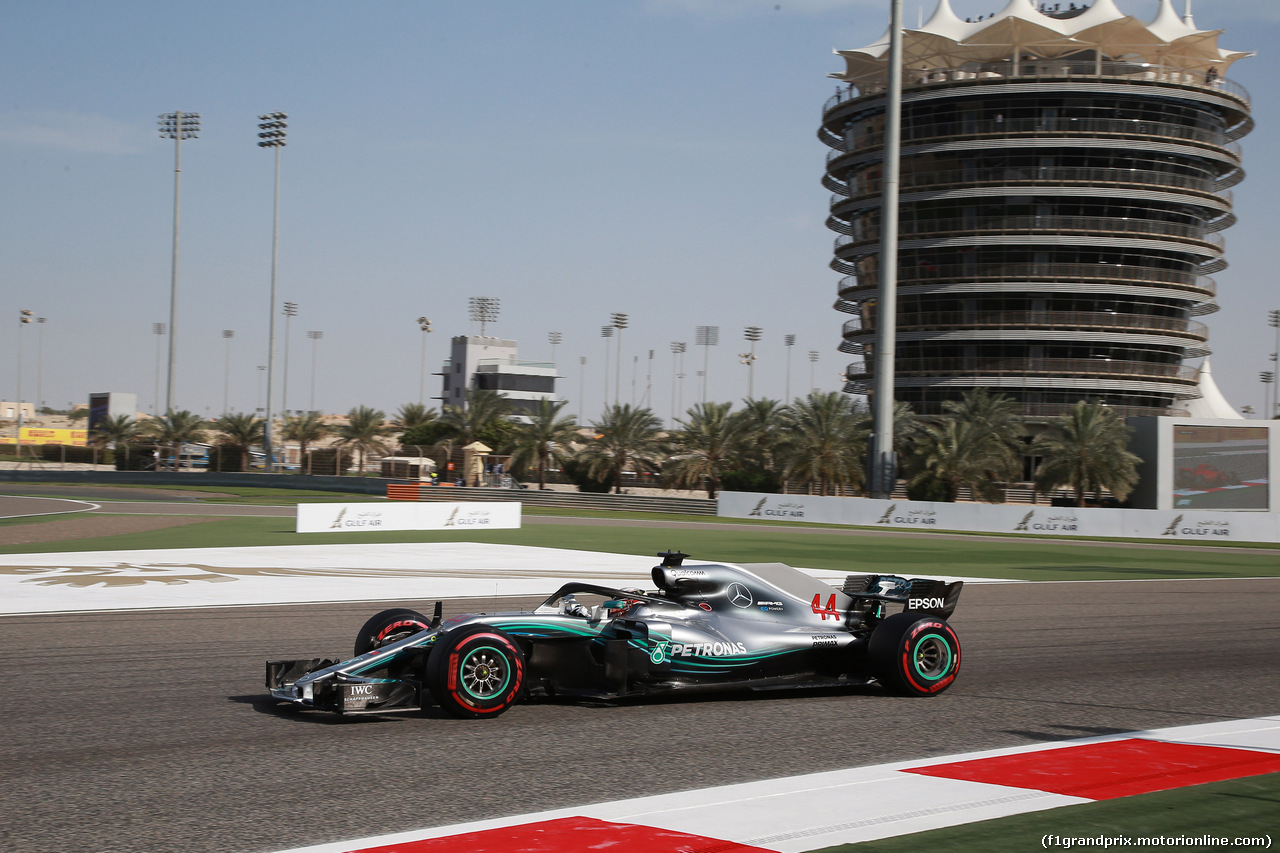 GP BAHRAIN, 07.04.2018 -  Prove Libere 3, Lewis Hamilton (GBR) Mercedes AMG F1 W09