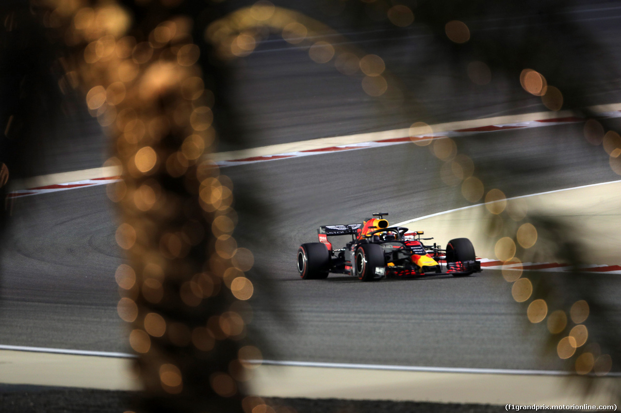 GP BAHRAIN, 07.04.2018 -  Qualifiche, Daniel Ricciardo (AUS) Red Bull Racing RB14