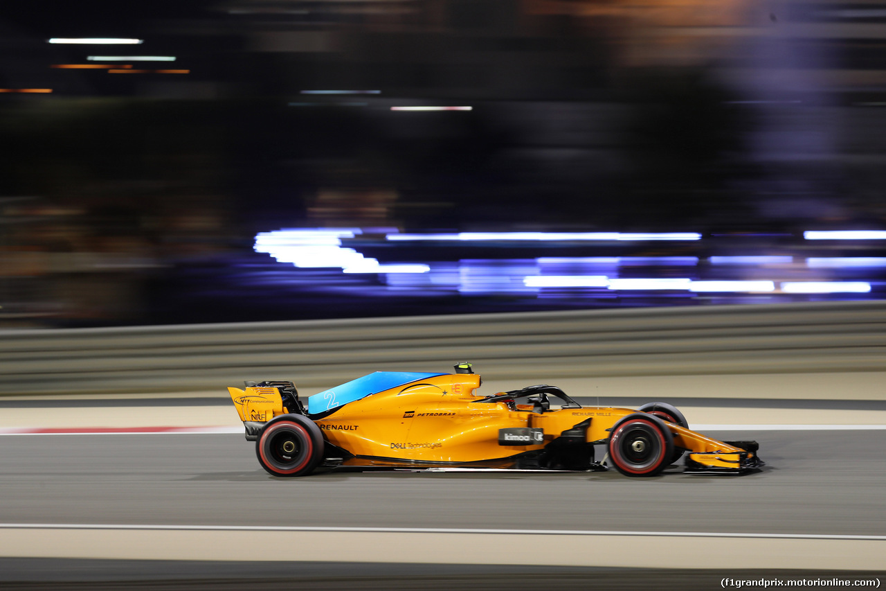 GP BAHRAIN, 07.04.2018 -  Qualifiche, Stoffel Vandoorne (BEL) McLaren MCL33