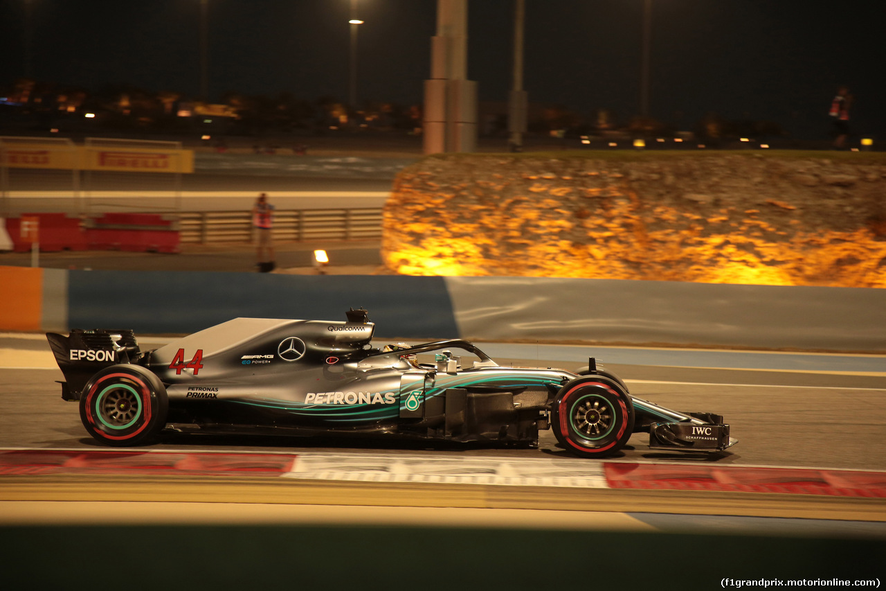 GP BAHRAIN, 07.04.2018 -  Qualifiche, Lewis Hamilton (GBR) Mercedes AMG F1 W09