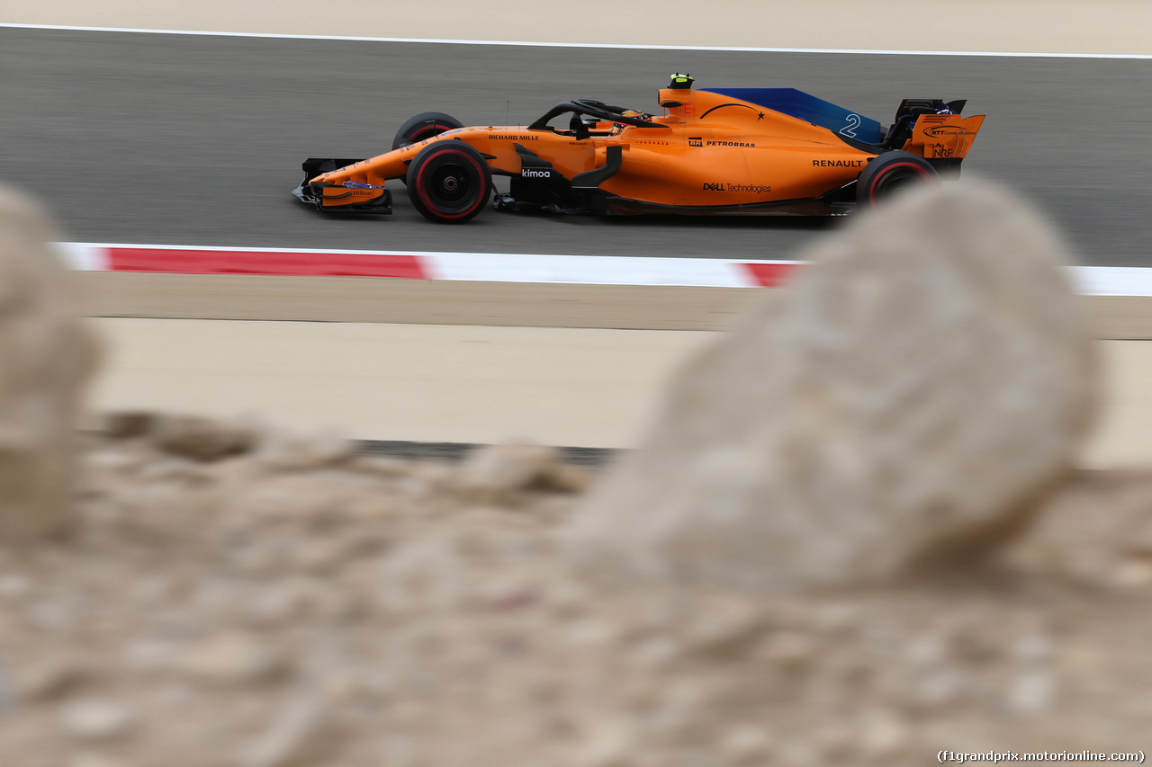 GP BAHRAIN, 06.04.2018 - Prove Libere 1, Stoffel Vandoorne (BEL) McLaren MCL33
