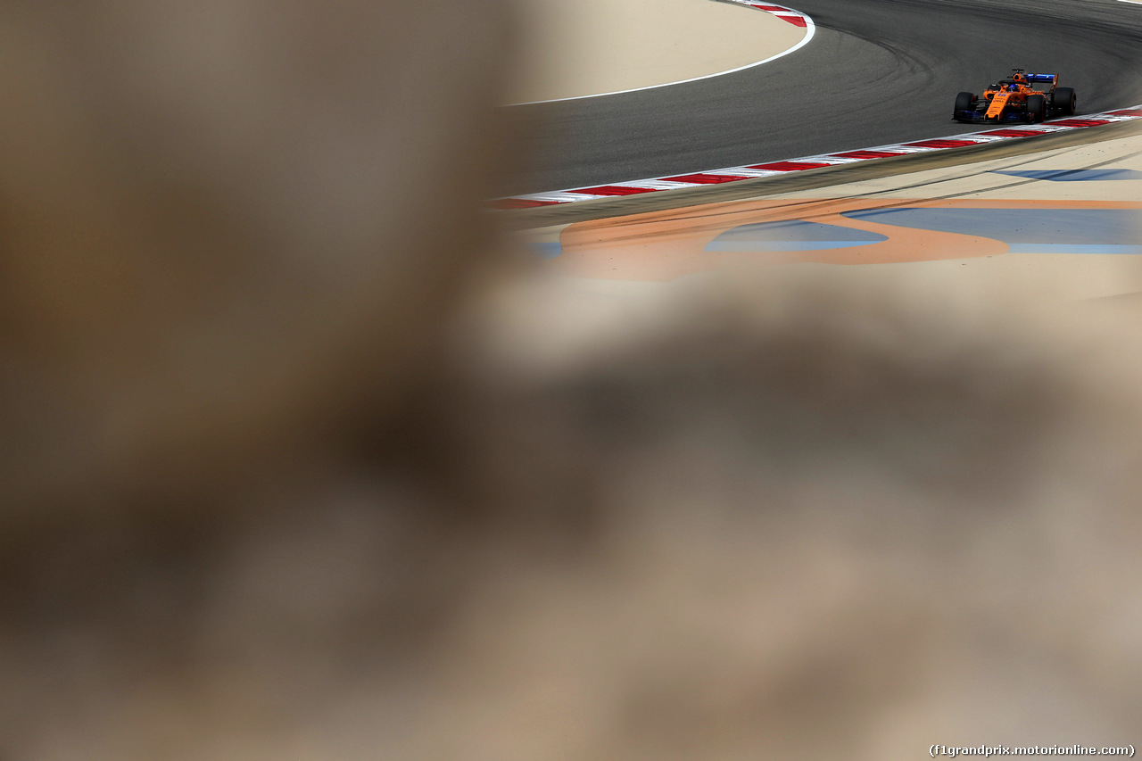 GP BAHRAIN, 06.04.2018 - Prove Libere 1, Fernando Alonso (ESP) McLaren MCL33