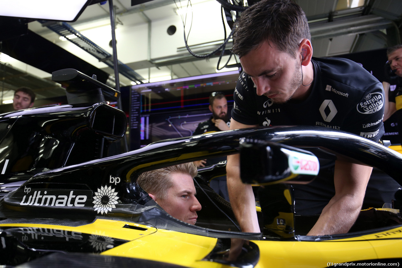 GP BAHRAIN, 06.04.2018 - Prove Libere 1, Nico Hulkenberg (GER) Renault Sport F1 Team RS18