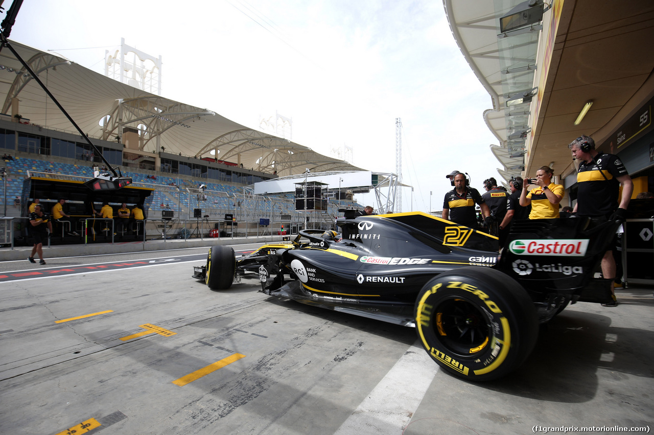 GP BAHRAIN, 06.04.2018 - Prove Libere 1, Nico Hulkenberg (GER) Renault Sport F1 Team RS18