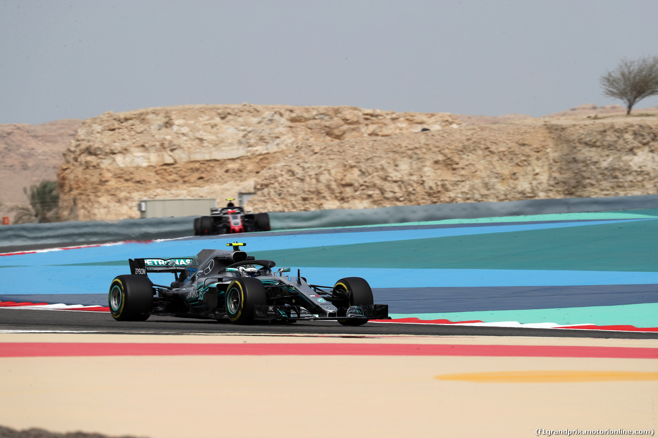 GP BAHRAIN, 06.04.2018 - Prove Libere 1, Valtteri Bottas (FIN) Mercedes AMG F1 W09