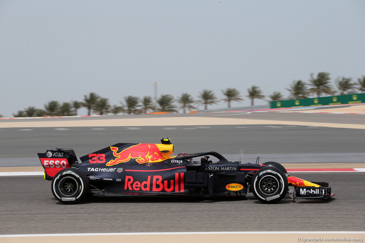 GP BAHRAIN, 06.04.2018 - Prove Libere 1, Max Verstappen (NED) Red Bull Racing RB14