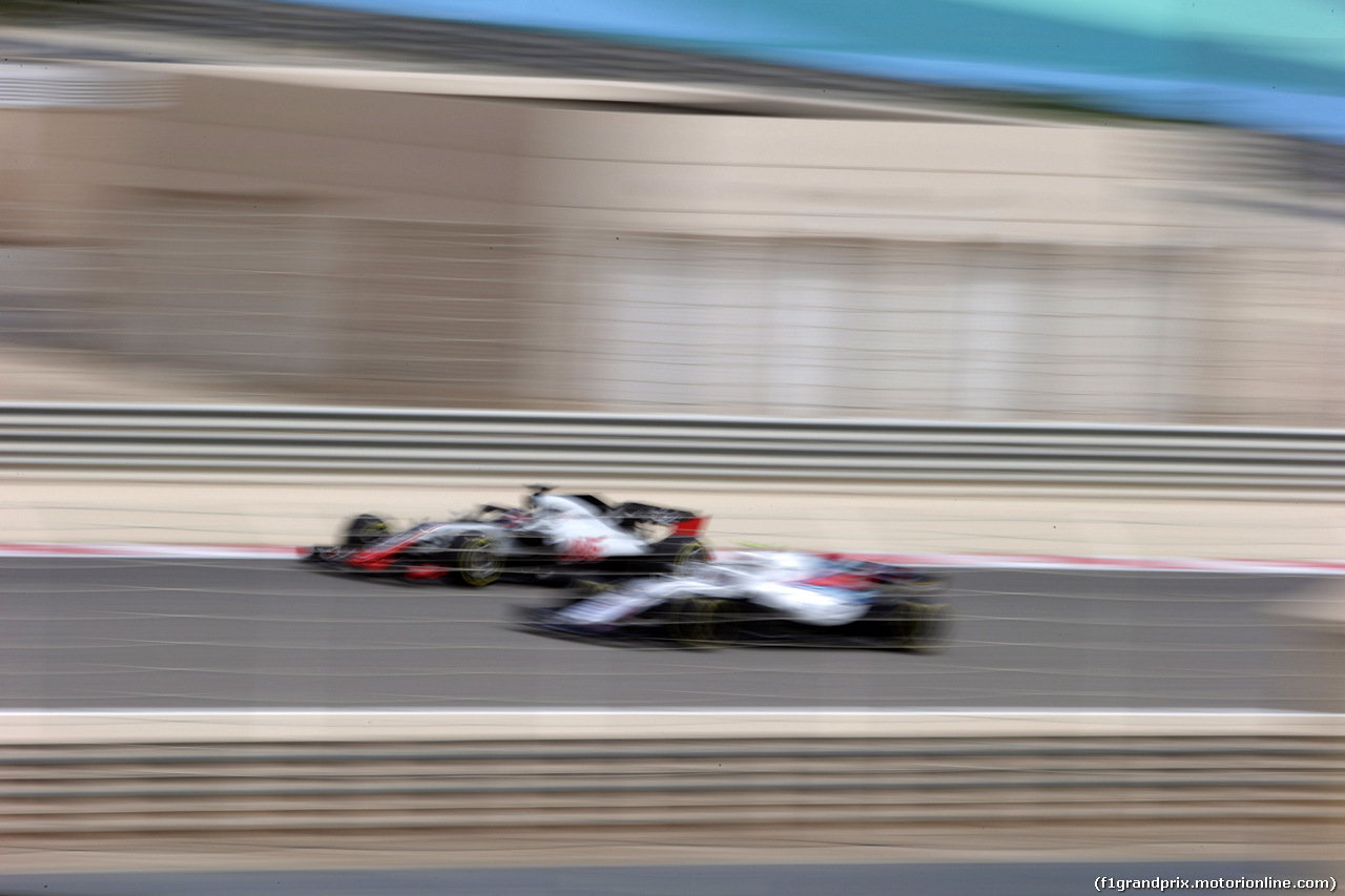 GP BAHRAIN, 06.04.2018 - Prove Libere 1, Romain Grosjean (FRA) Haas F1 Team VF-18 e Sergey Sirotkin (RUS) Williams FW41