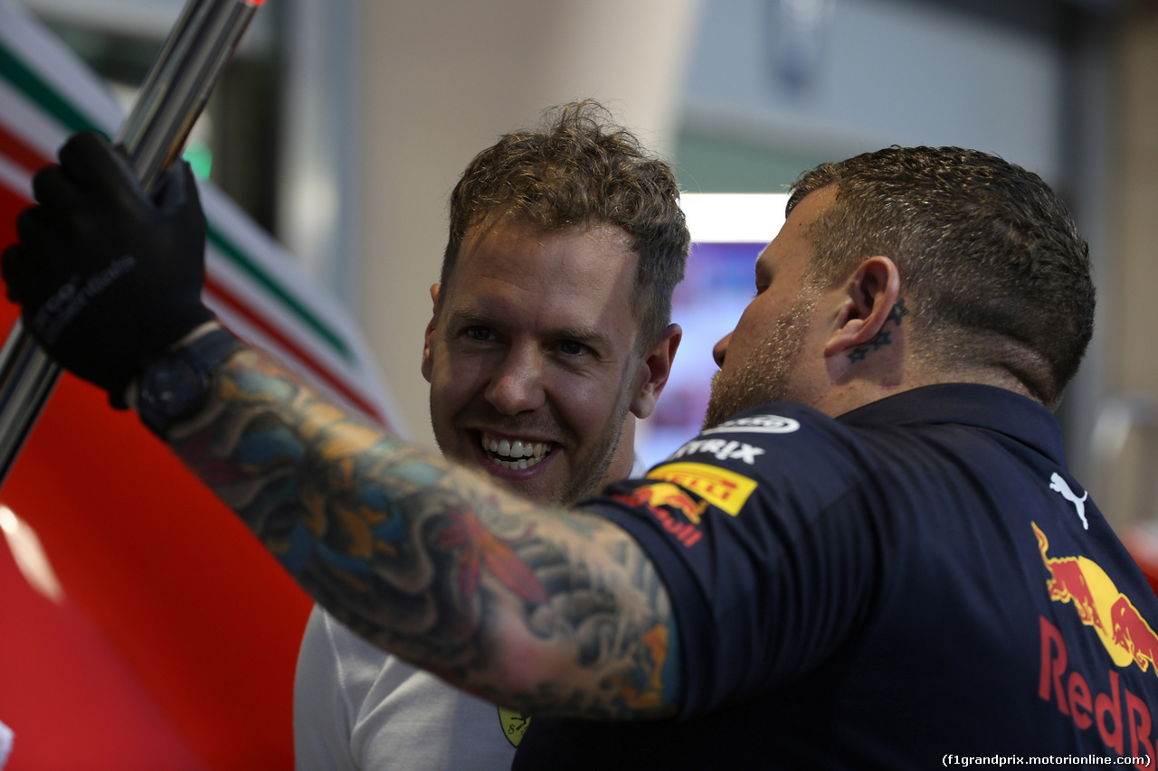 GP BAHRAIN, 06.04.2018 - Prove Libere 2, Sebastian Vettel (GER) Ferrari SF71H