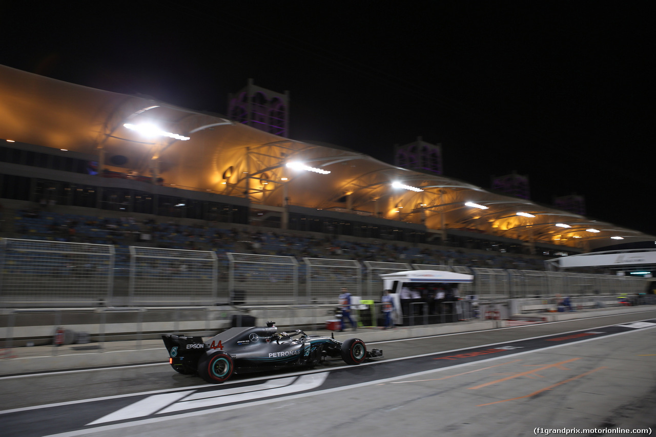 GP BAHRAIN, 06.04.2018 - Prove Libere 2, Lewis Hamilton (GBR) Mercedes AMG F1 W09