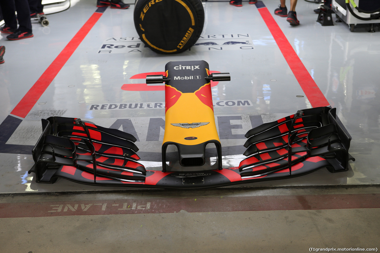 GP BAHRAIN, 06.04.2018 - Prove Libere 2, Red Bull Racing RB14, detail