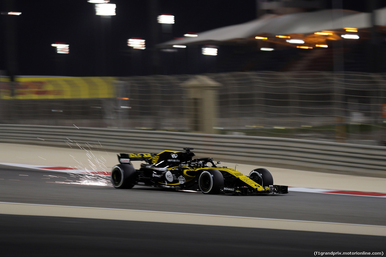 GP BAHRAIN, 06.04.2018 - Prove Libere 2, Nico Hulkenberg (GER) Renault Sport F1 Team RS18