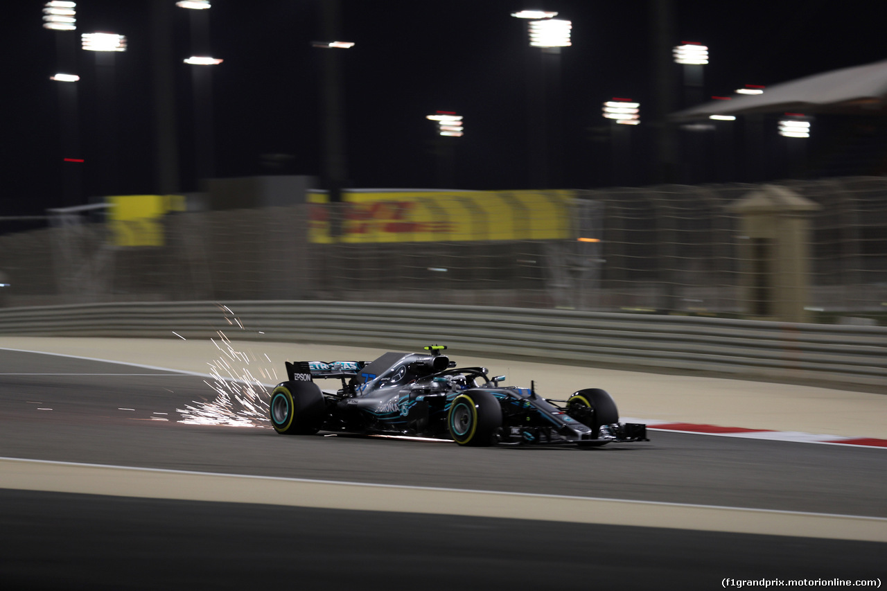 GP BAHRAIN, 06.04.2018 - Prove Libere 2, Valtteri Bottas (FIN) Mercedes AMG F1 W09