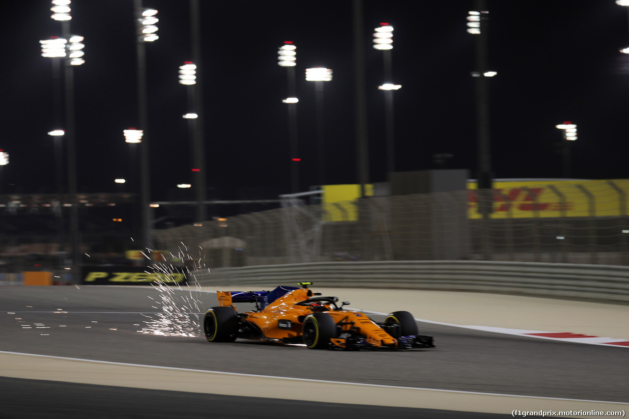 GP BAHRAIN, 06.04.2018 - Prove Libere 2, Stoffel Vandoorne (BEL) McLaren MCL33