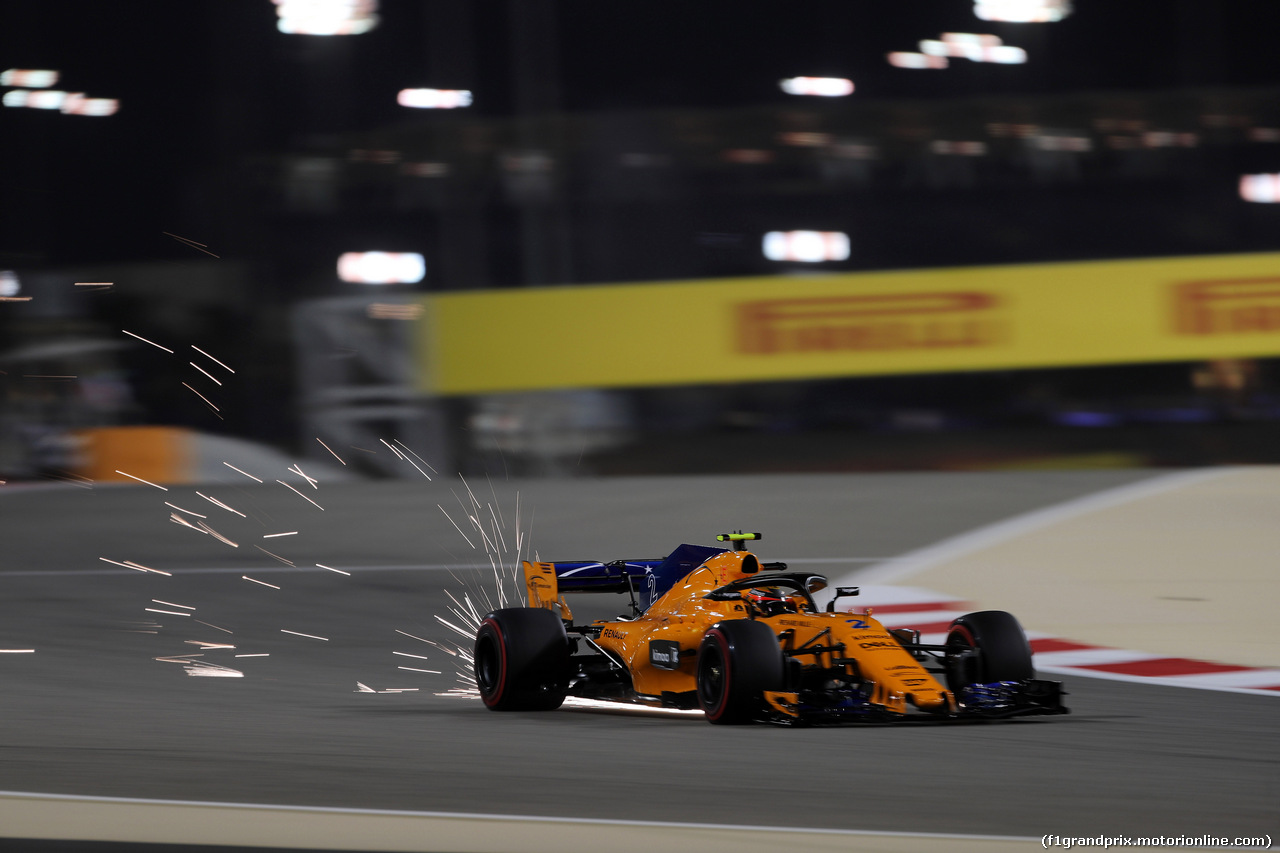 GP BAHRAIN, 06.04.2018 - Prove Libere 2, Stoffel Vandoorne (BEL) McLaren MCL33