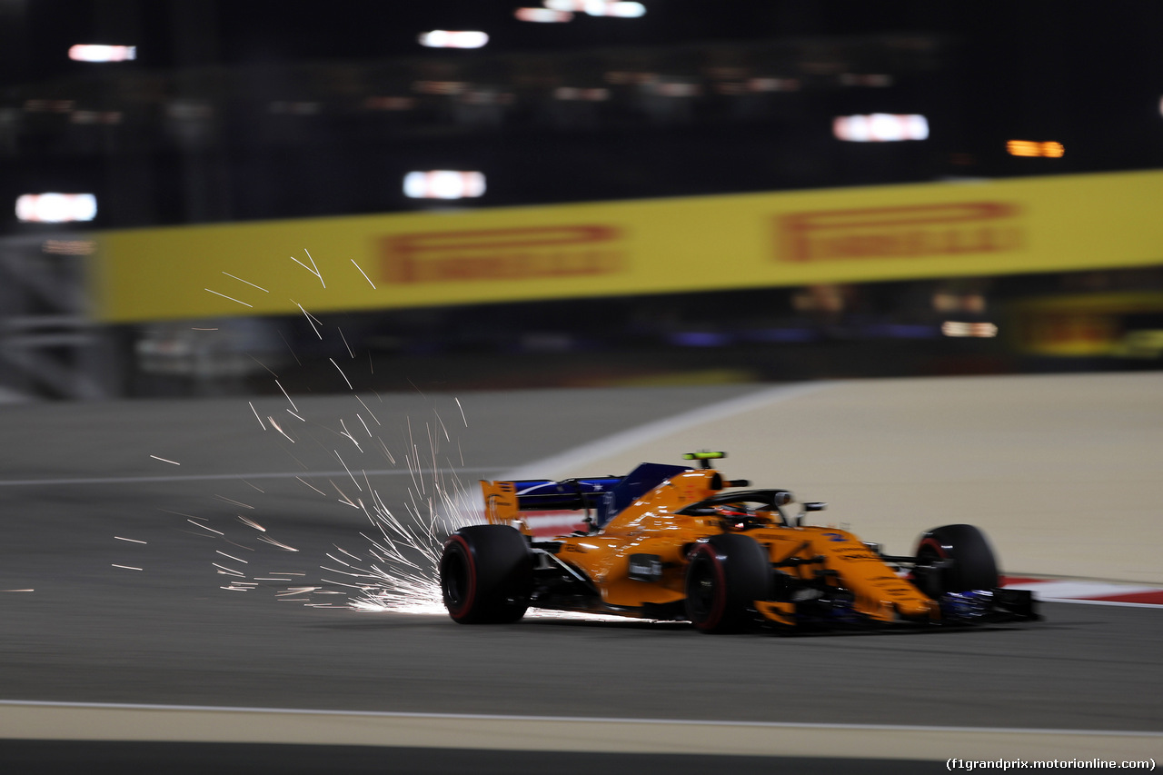 GP BAHRAIN, 06.04.2018 - Prove Libere 2, Stoffel Vandoorne (BEL) McLaren MCL33
