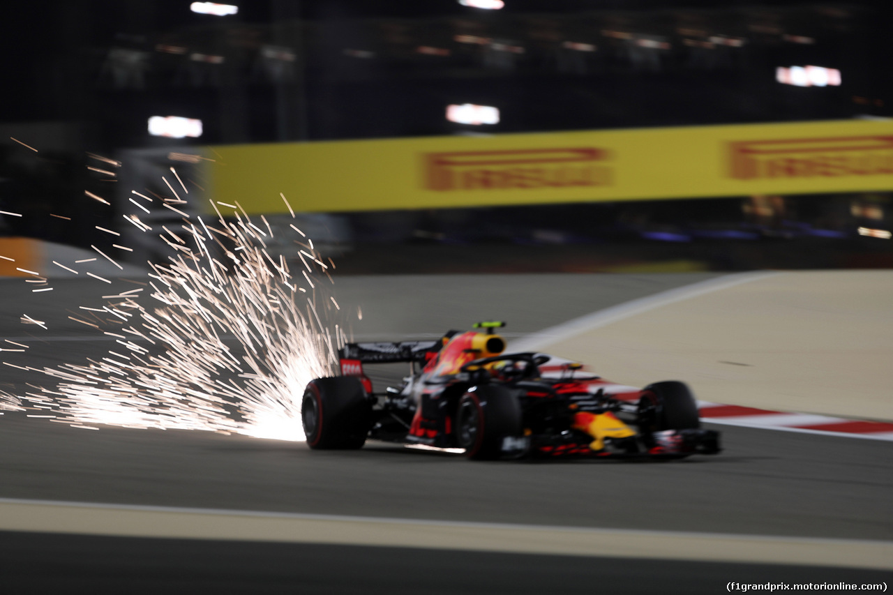 GP BAHRAIN, 06.04.2018 - Prove Libere 2, Max Verstappen (NED) Red Bull Racing RB14