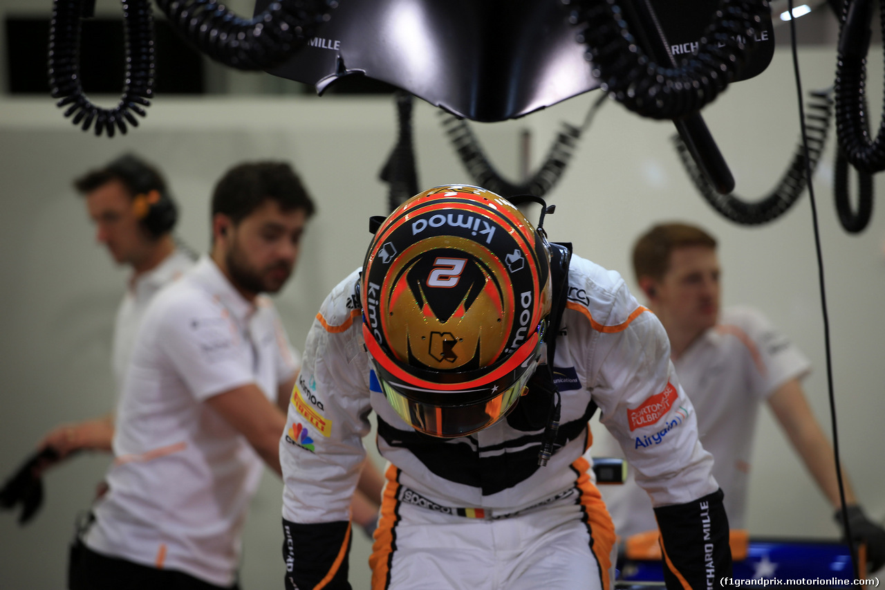 GP BAHRAIN, 06.04.2018 - Prove Libere 2, Stoffel Vandoorne (BEL) McLaren MCL33