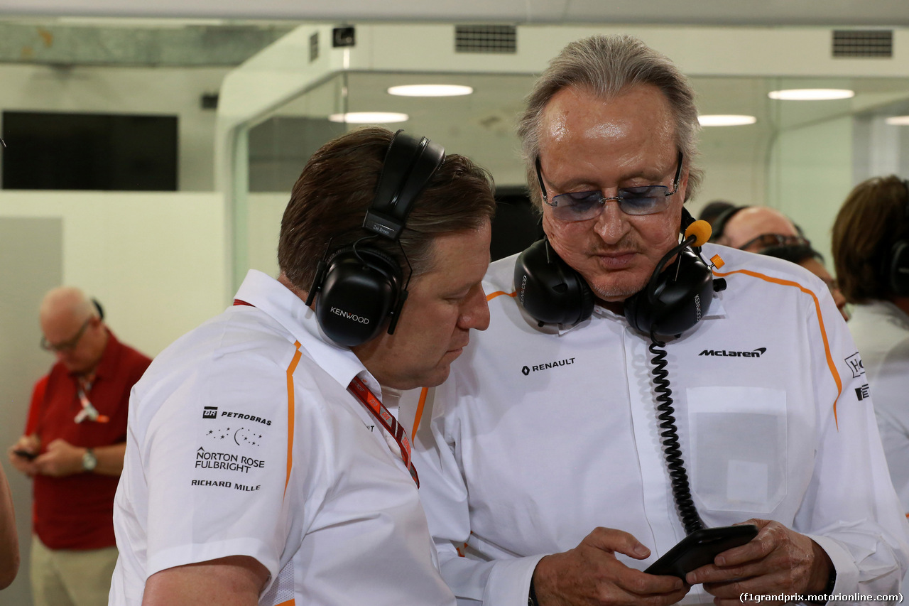 GP BAHRAIN, 06.04.2018 - Prove Libere 2, Zak Brown (USA) McLaren Executive Director e Mansour Ojeh, McLaren shareholder