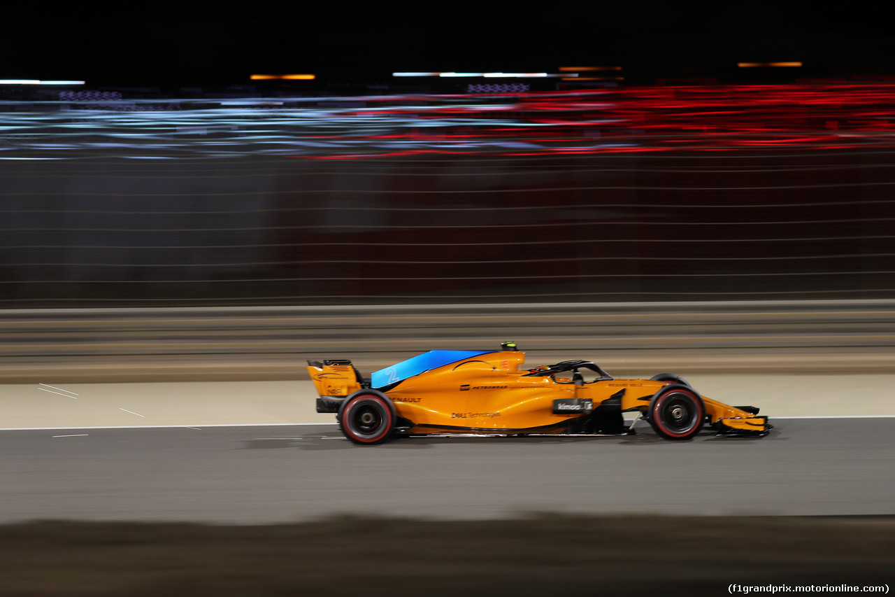 GP BAHRAIN, 06.04.2018 - Prove Libere 2, Stoffel Vandoorne (BEL) McLaren MCL33