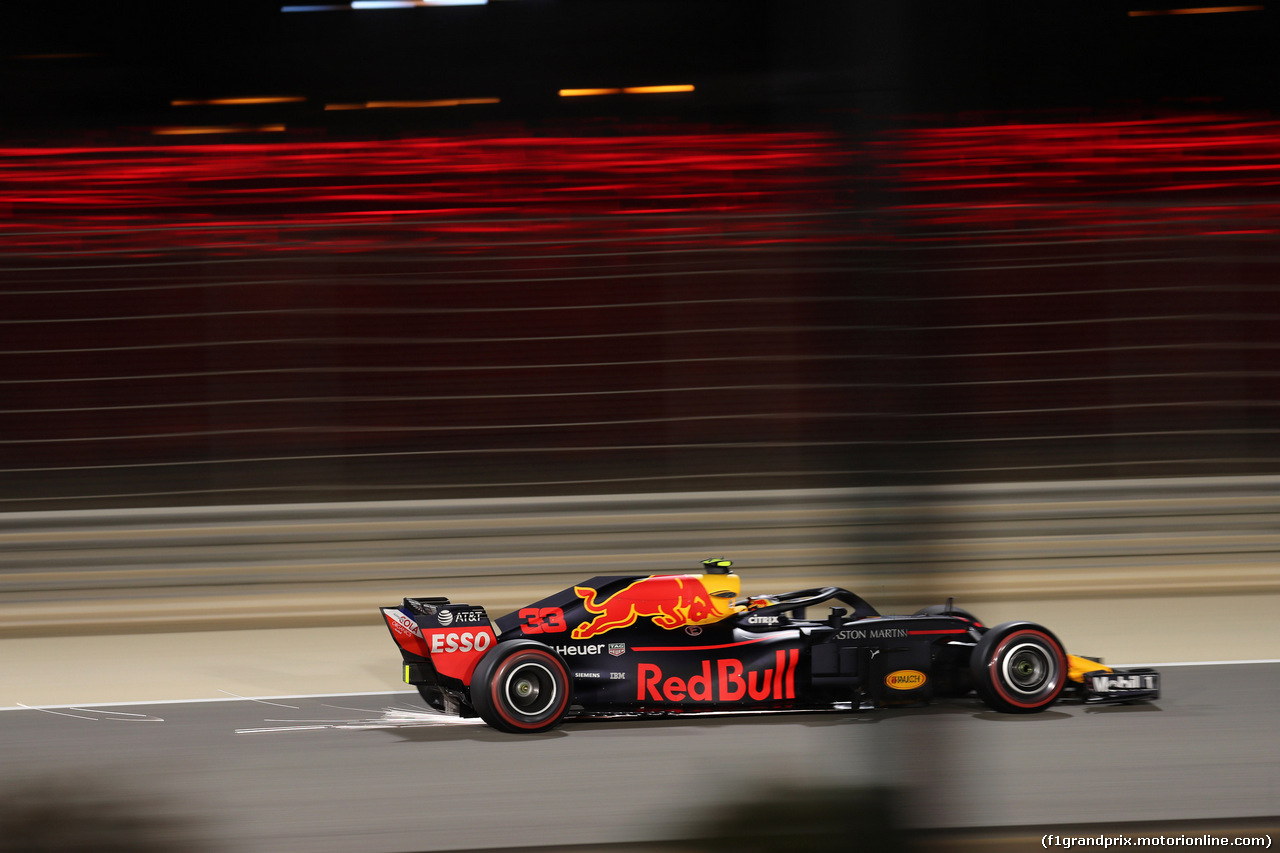 GP BAHRAIN, 06.04.2018 - Prove Libere 2, Max Verstappen (NED) Red Bull Racing RB14