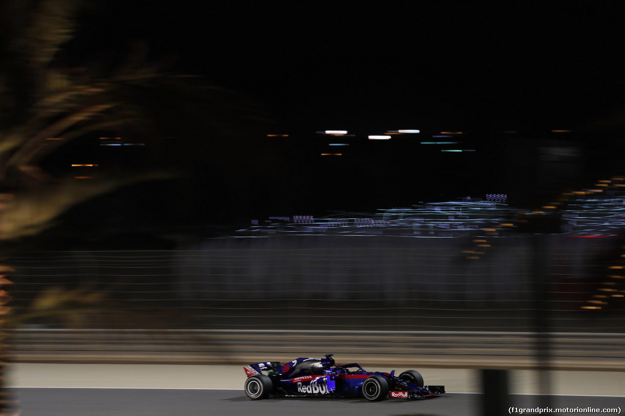 GP BAHRAIN, 06.04.2018 - Prove Libere 2, Brendon Hartley (NZL) Scuderia Toro Rosso STR13