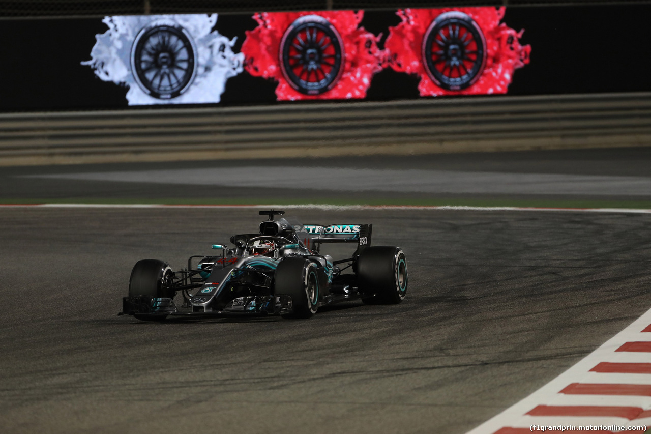 GP BAHRAIN, 06.04.2018 - Prove Libere 2, Lewis Hamilton (GBR) Mercedes AMG F1 W09