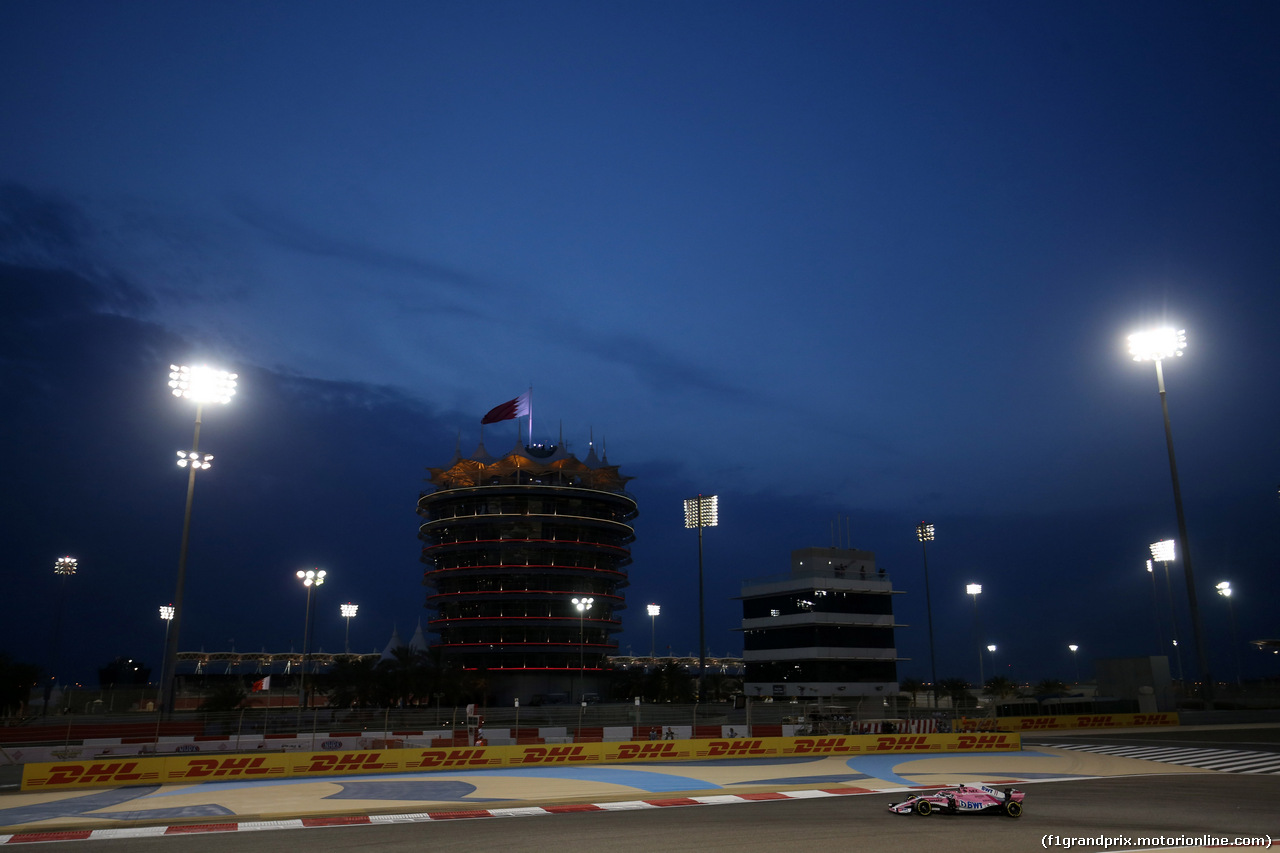 GP BAHRAIN, 06.04.2018 - Prove Libere 2, Sergio Perez (MEX) Sahara Force India F1 VJM011