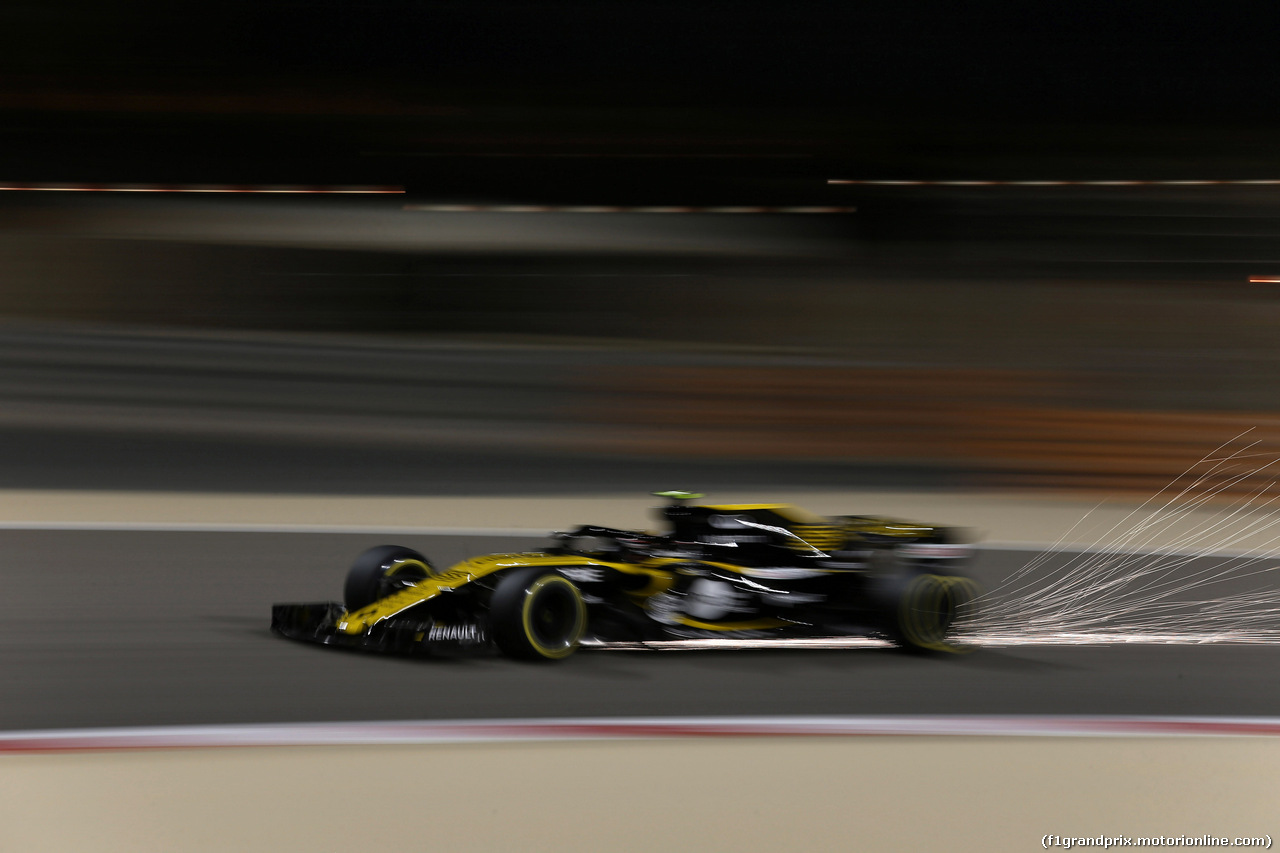 GP BAHRAIN, 06.04.2018 - Prove Libere 2, Carlos Sainz Jr (ESP) Renault Sport F1 Team RS18