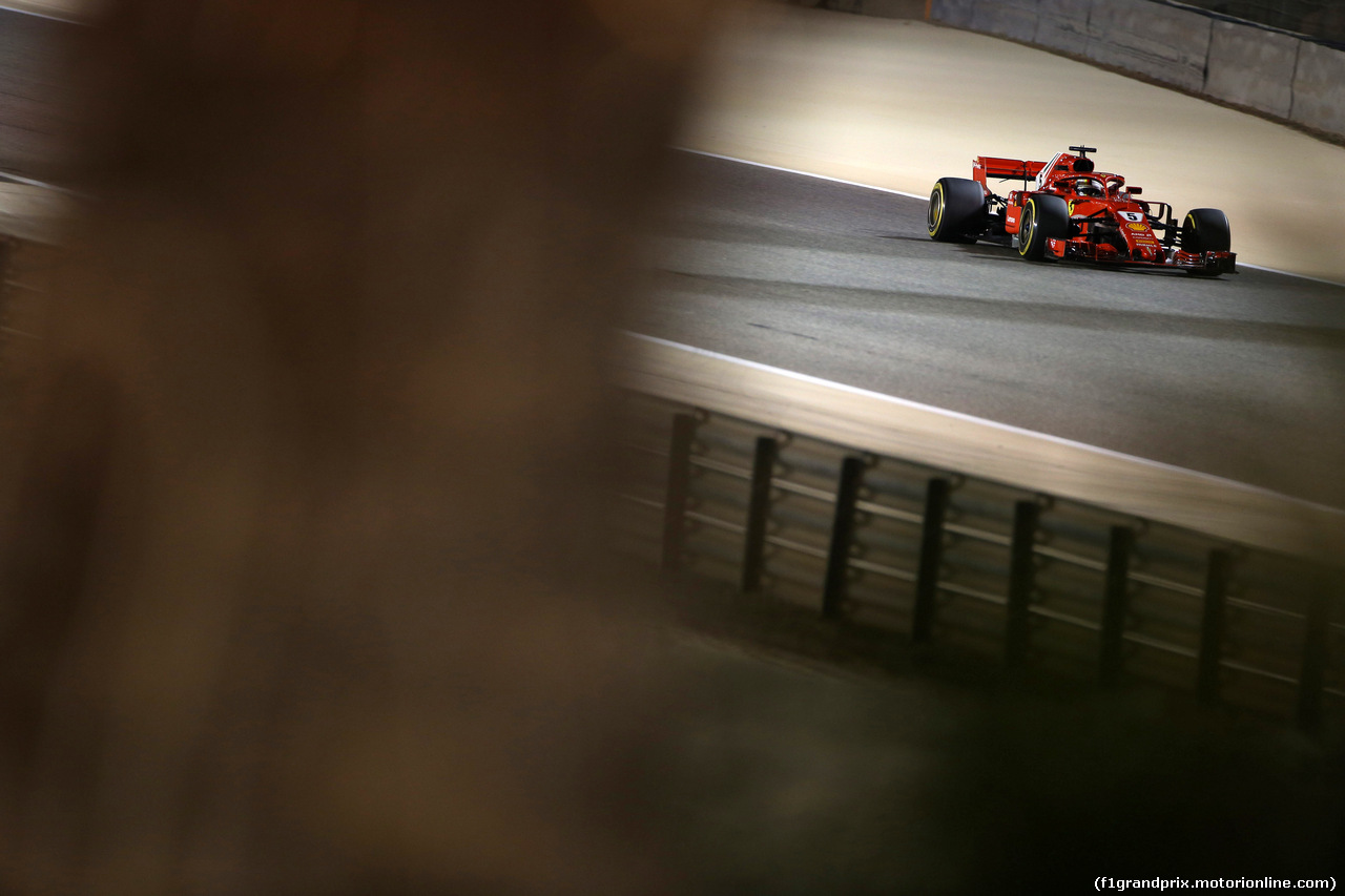GP BAHRAIN, 06.04.2018 - Prove Libere 2, Sebastian Vettel (GER) Ferrari SF71H