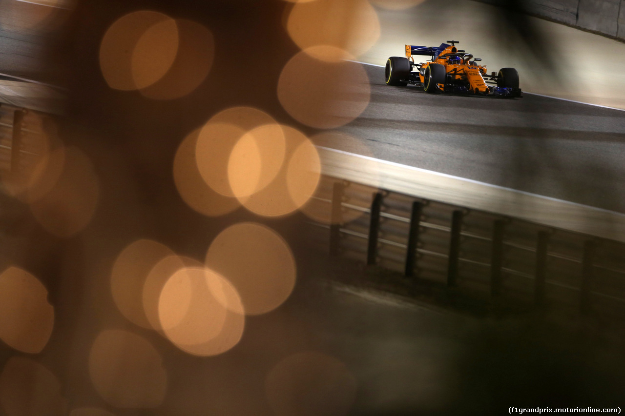 GP BAHRAIN, 06.04.2018 - Prove Libere 2, Fernando Alonso (ESP) McLaren MCL33